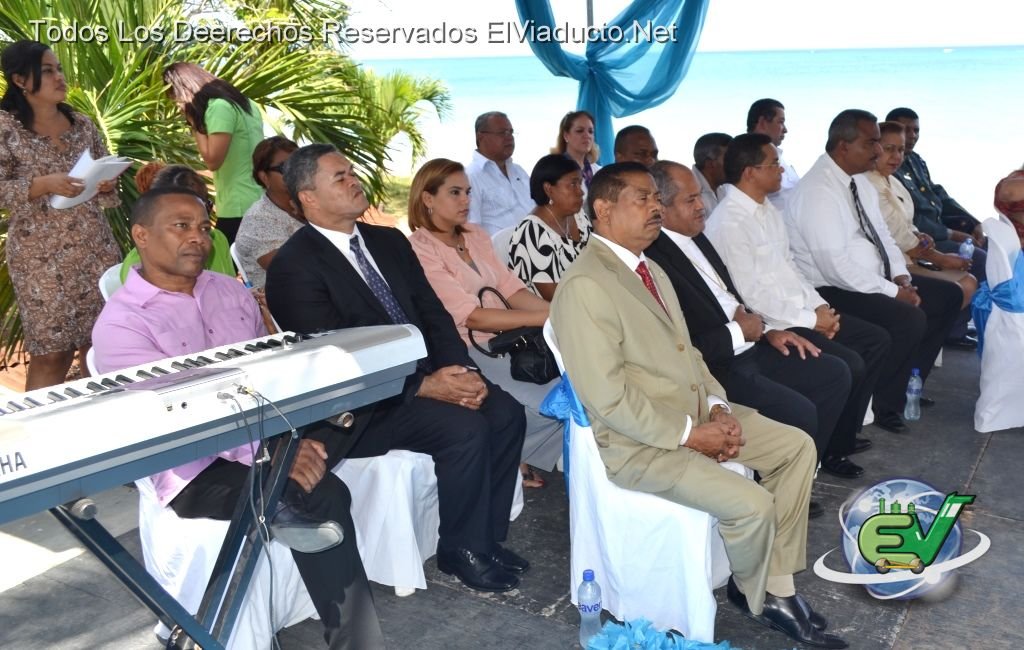 Autoridades presente en el 106 aniversario del municipio de Gaspar Hernández
